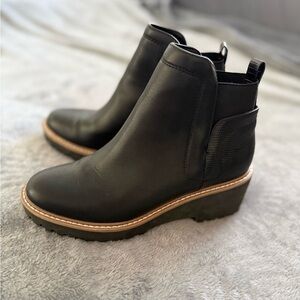 Dolce Vita black ankle boots in like-new condition. Worn once and didn’t fit :/
